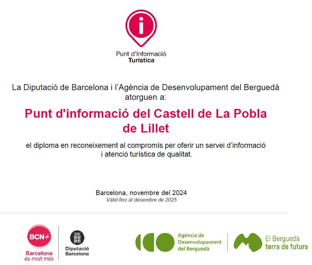 El Castell De La Pobla De Lillet (Adults Only) Villa Bagian luar foto